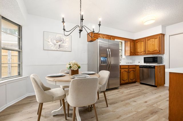 419 Dow Ross Boulevard, Duncanville, TX 75116