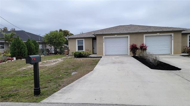 608 SE 13th TER, Cape Coral, FL 33990