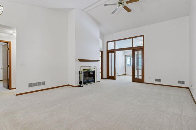 9026 Terra Verde Trail, Eden Prairie, MN 55347