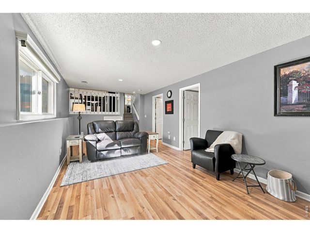 1800 Rolling View Dr, Loveland, CO 80537