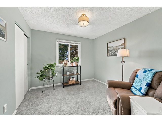 1800 Rolling View Dr, Loveland, CO 80537