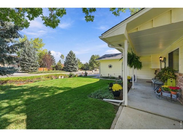 1800 Rolling View Dr, Loveland, CO 80537