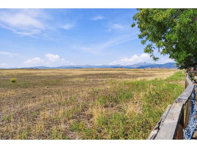1800 Rolling View Dr, Loveland, CO 80537