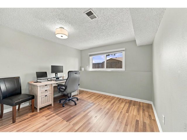1800 Rolling View Dr, Loveland, CO 80537