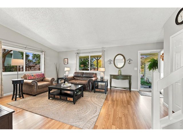 1800 Rolling View Dr, Loveland, CO 80537