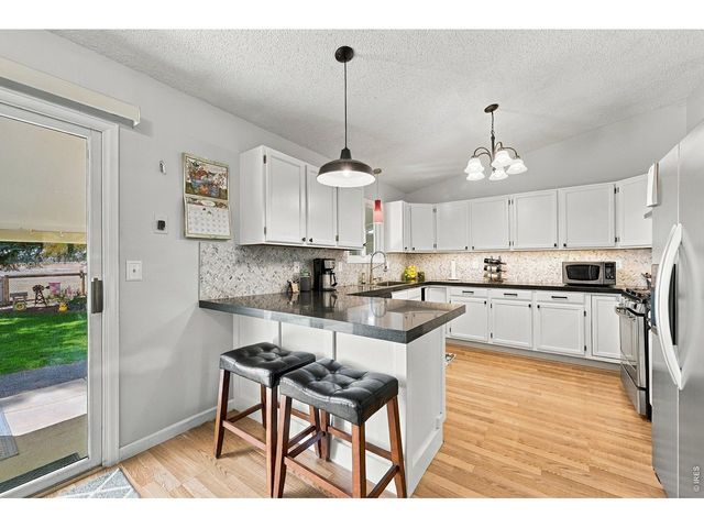 1800 Rolling View Dr, Loveland, CO 80537