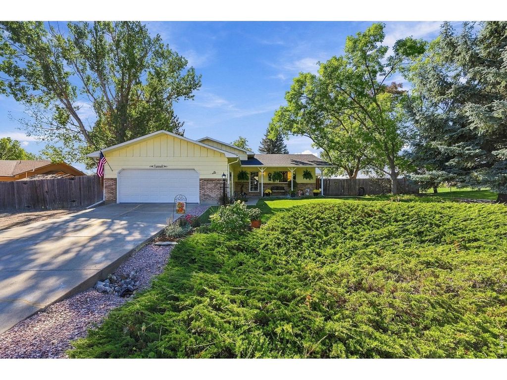 1800 Rolling View Dr, Loveland, CO 80537