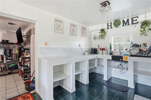 829 N Bridge St ST, Labelle, FL 33935