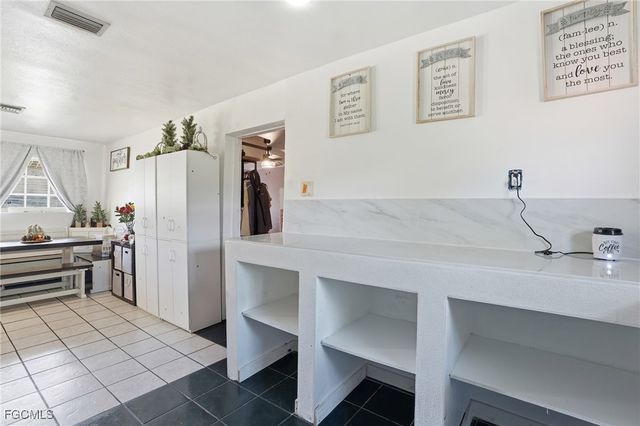 829 N Bridge St ST, Labelle, FL 33935