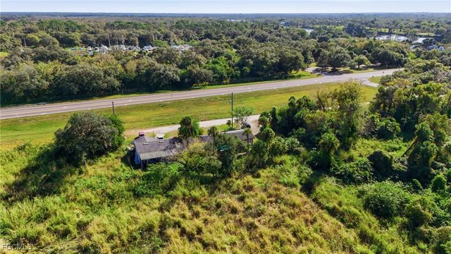 829 N Bridge St ST, Labelle, FL 33935