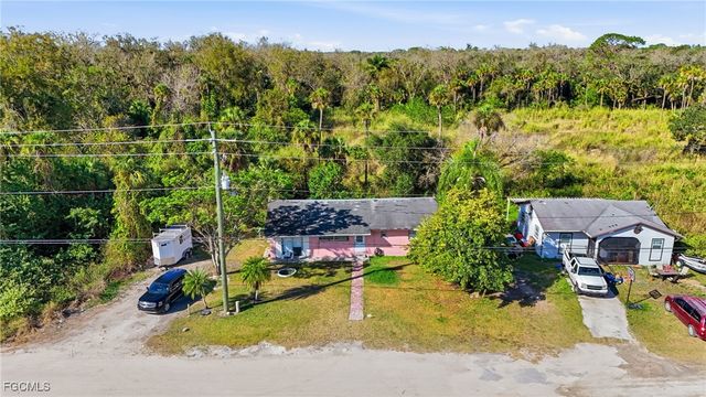 829 N Bridge St ST, Labelle, FL 33935