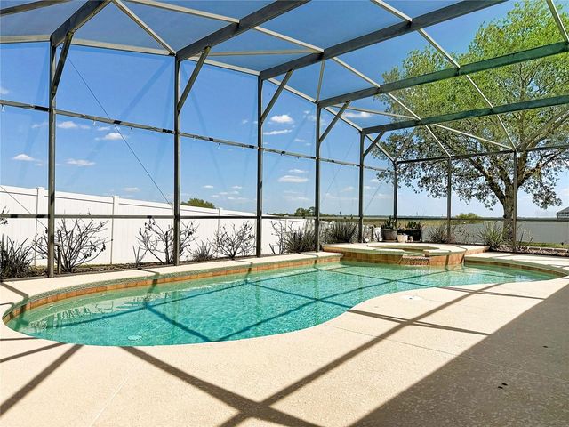 135 BLACKSTONE CREEK ROAD, Groveland, FL 34736