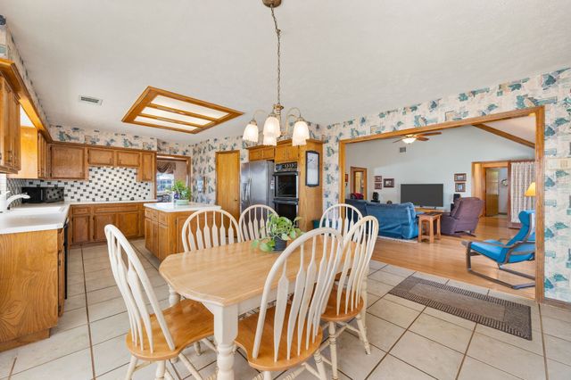 712 Foxmoor Court, Highland Village, TX 75077