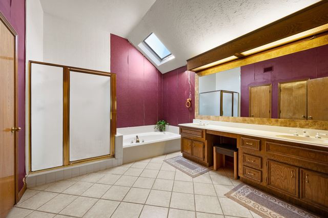 712 Foxmoor Court, Highland Village, TX 75077