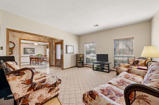 712 Foxmoor Court, Highland Village, TX 75077