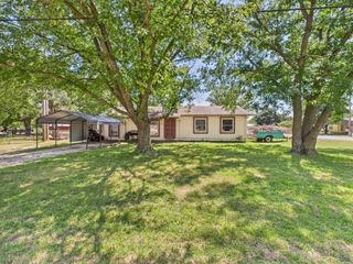 503 W High St, Leon, KS 67074