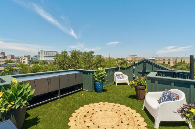 1007 E 15th ST 2, Austin, TX 78702