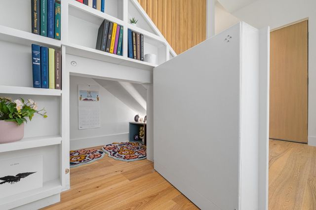 1007 E 15th ST 2, Austin, TX 78702