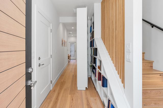 1007 E 15th ST 2, Austin, TX 78702