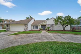 2004 N GOLFVIEW DRIVE, Plant City, FL 33566