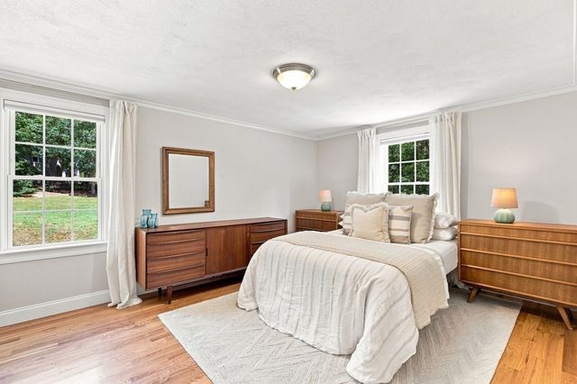 30 Pawtuxet, Plymouth, MA 02360