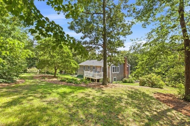 30 Pawtuxet, Plymouth, MA 02360