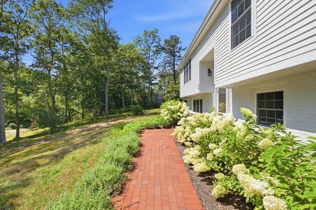 30 Pawtuxet, Plymouth, MA 02360