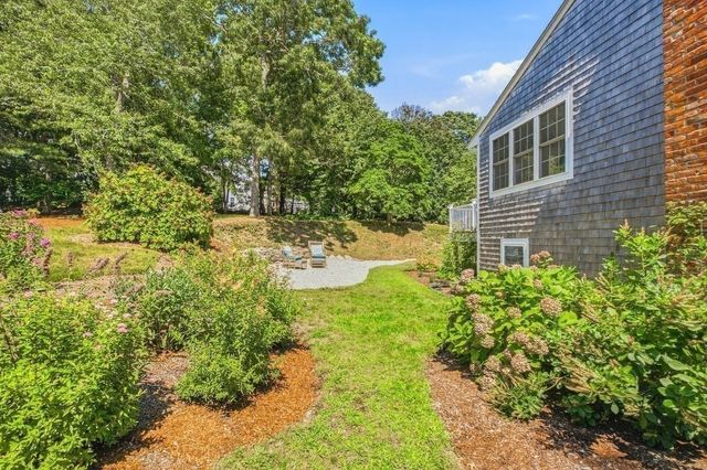 30 Pawtuxet, Plymouth, MA 02360