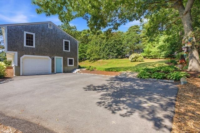 30 Pawtuxet, Plymouth, MA 02360