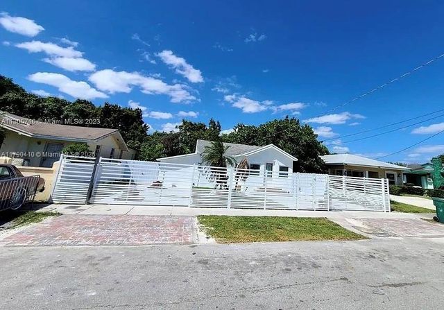 1945 NW 51 st Ter, Miami, FL 33142