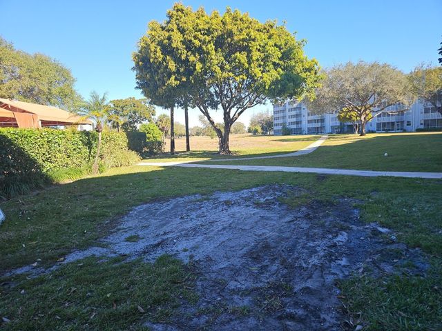 5201 NW 2nd Avenue 114, Boca Raton, FL 33487