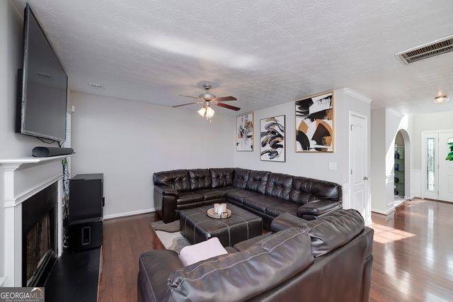 10 Heaton Drive, Covington, GA 30016