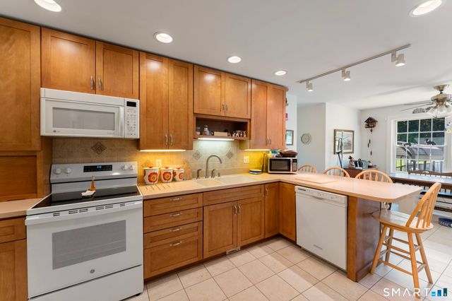 109 Starkweather Road, Plainfield, CT 06354