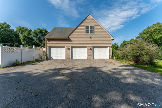 109 Starkweather Road, Plainfield, CT 06354