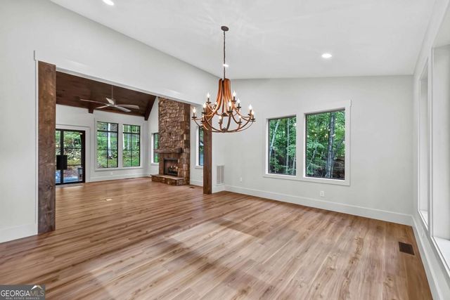 412 Mountain Tops Circle, Blue Ridge, GA 30513