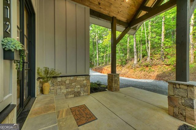 412 Mountain Tops Circle, Blue Ridge, GA 30513
