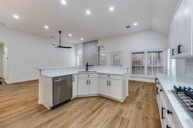 14596 Princeton Court, Addison, TX 75001