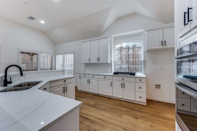 14596 Princeton Court, Addison, TX 75001