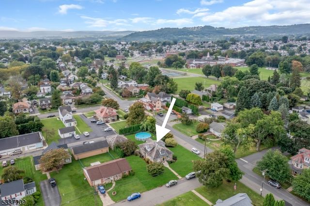 122 Aurora St, Lopatcong Twp., NJ 08865