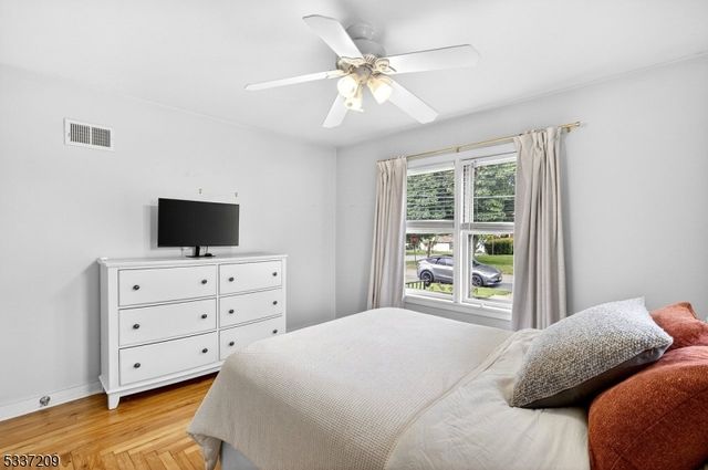 122 Aurora St, Lopatcong Twp., NJ 08865
