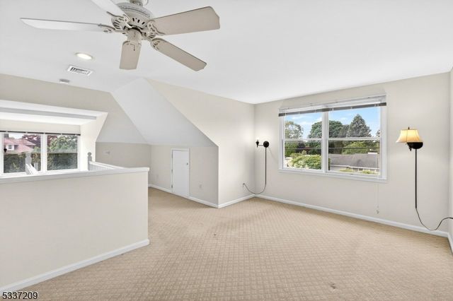 122 Aurora St, Lopatcong Twp., NJ 08865