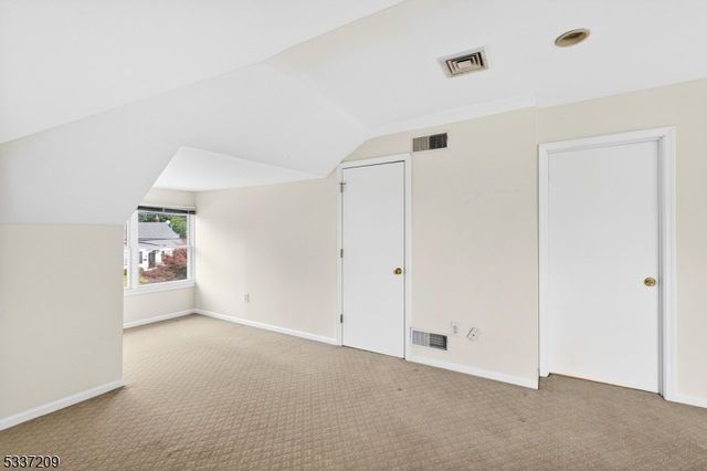 122 Aurora St, Lopatcong Twp., NJ 08865