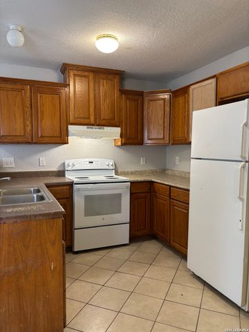 134 Carranza, San Antonio, TX 78225