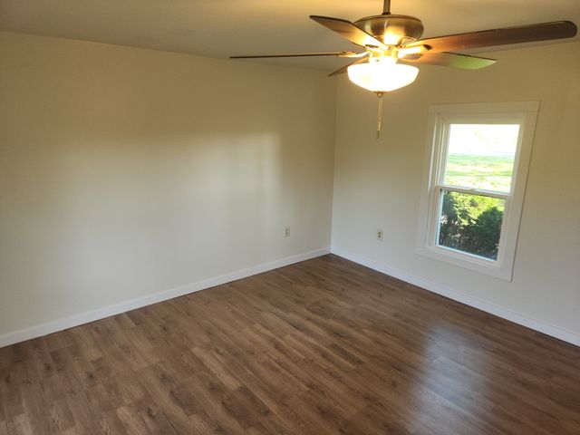 495 Gammons Ln, Hartsville, TN 37074