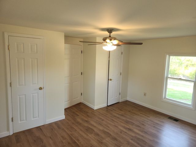 495 Gammons Ln, Hartsville, TN 37074