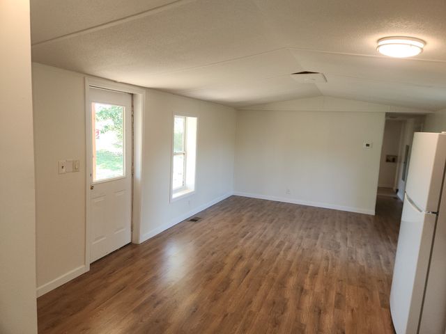 495 Gammons Ln, Hartsville, TN 37074
