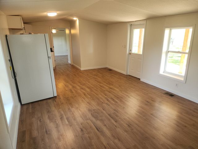 495 Gammons Ln, Hartsville, TN 37074
