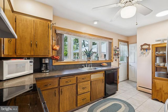 360 STATION RD, Roebling, NJ 08554