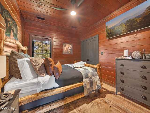 1005 Walini Way, Sevierville, TN 37876