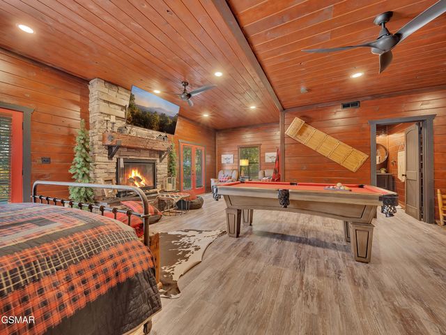 1005 Walini Way, Sevierville, TN 37876